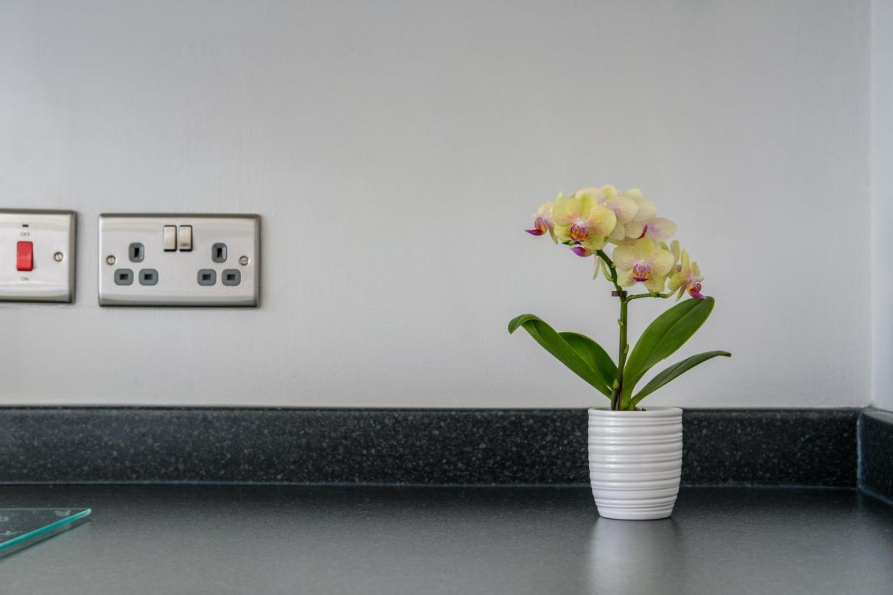 The Douglas - Spacious 2 Bed Apartment In Ъдингстън Екстериор снимка